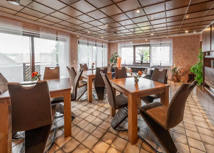 _ _ Drei Linden Apartament